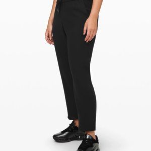 Lululemon On the Fly Pant, Black Size 8